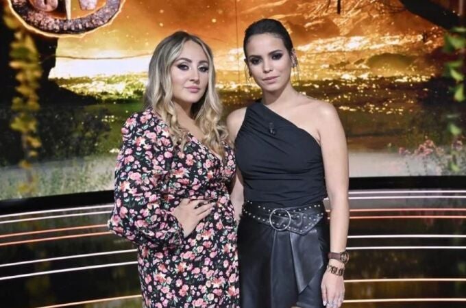 Rocío Flores y Gloria Camila en el plató de 'Supervivientes'
