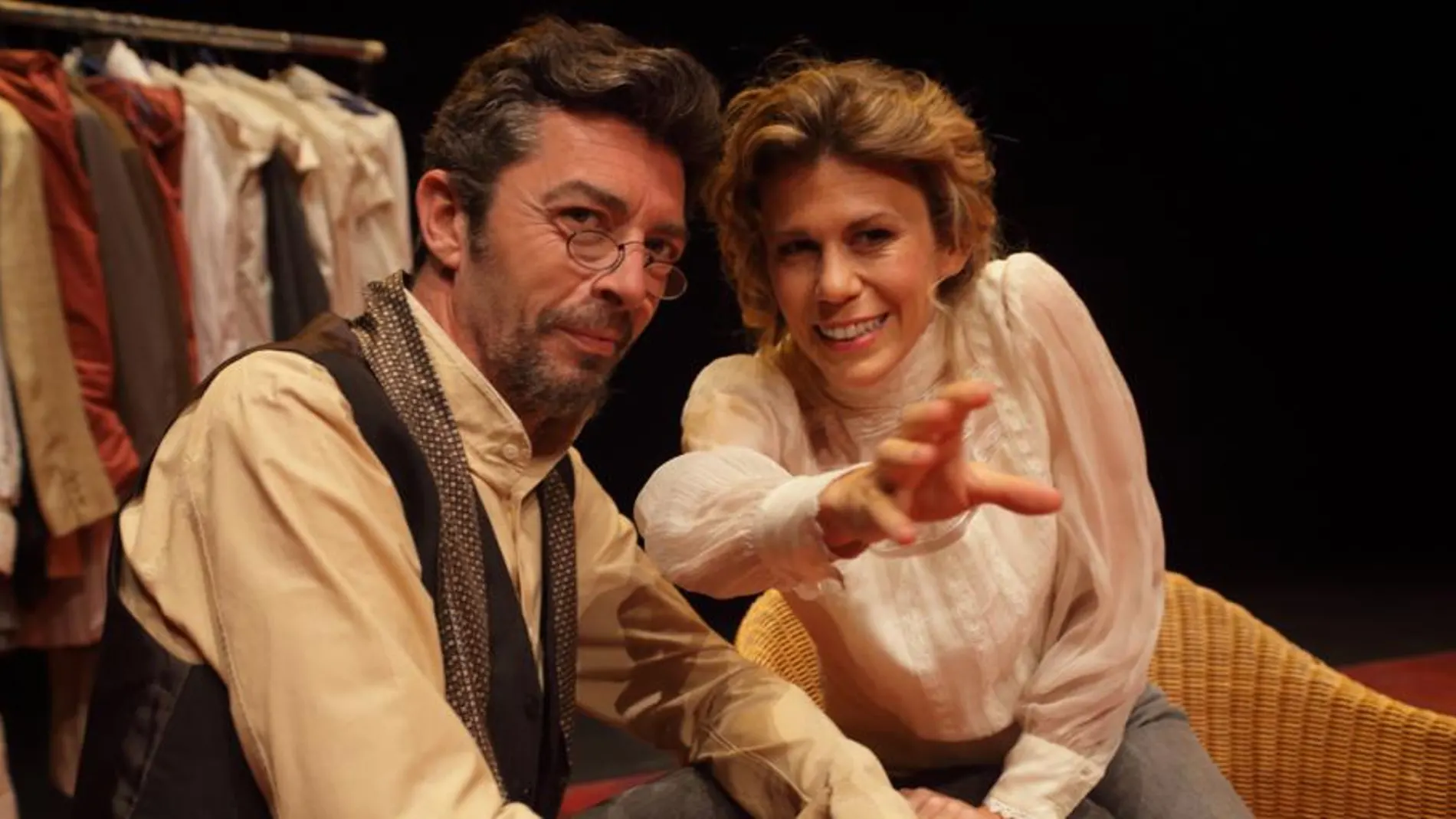 Rebeca Valls y José Manuel Casany protagonizan "Tu mano en la mía"