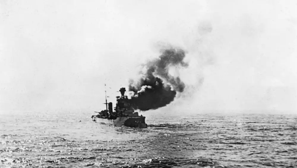 Buque italiano Bartolomeo Corleoni hundido por el HMAS Sydney en el mar de Creta en 1940