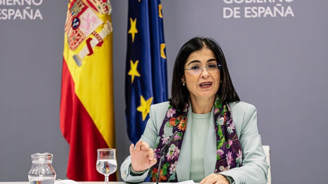 La ministra de Sanidad, Carolina Darias, comparece en rueda de prensa para informar sobre la situación epidemiológica y el desarrollo de la Campaña de Vacunación en el Ministerio de Sanidad.