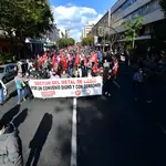 Miles de personas manifestándose en Cádiz en apoyo a los trabajadores del sector del metal. Nacho Frade / Europa Press
