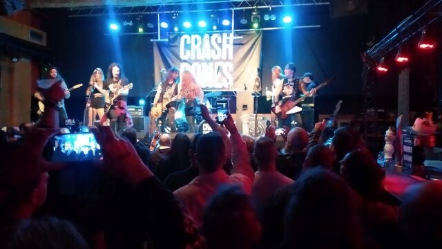 La performance Crash Bones en Bóveda