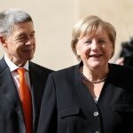 Joachim Sauer, el marido de Angela Merkel, ha mantenido un discreto papel durante los últimos 16 años