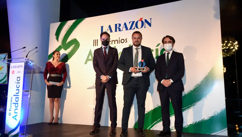 Pepe Lugo, Antonio Romero y Mario Muñoz. El Premio al Compromiso Medioambiental en Soluciones de Construcción, recayó sobre Pilotes Genisol