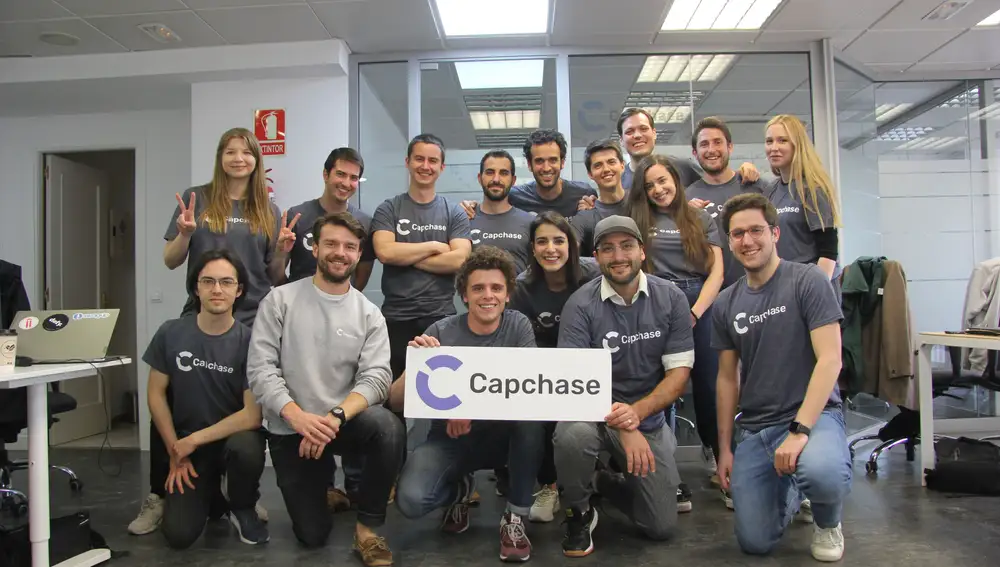 Equipo de la startup española Capchase