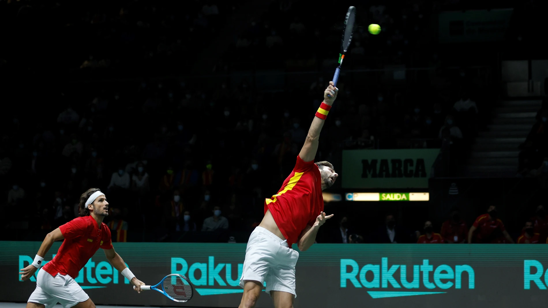 El dobles de Feliciano López y Marcel Granollers no pudo dar a España el punto para clasificarse para cuartos de la Copa Davis