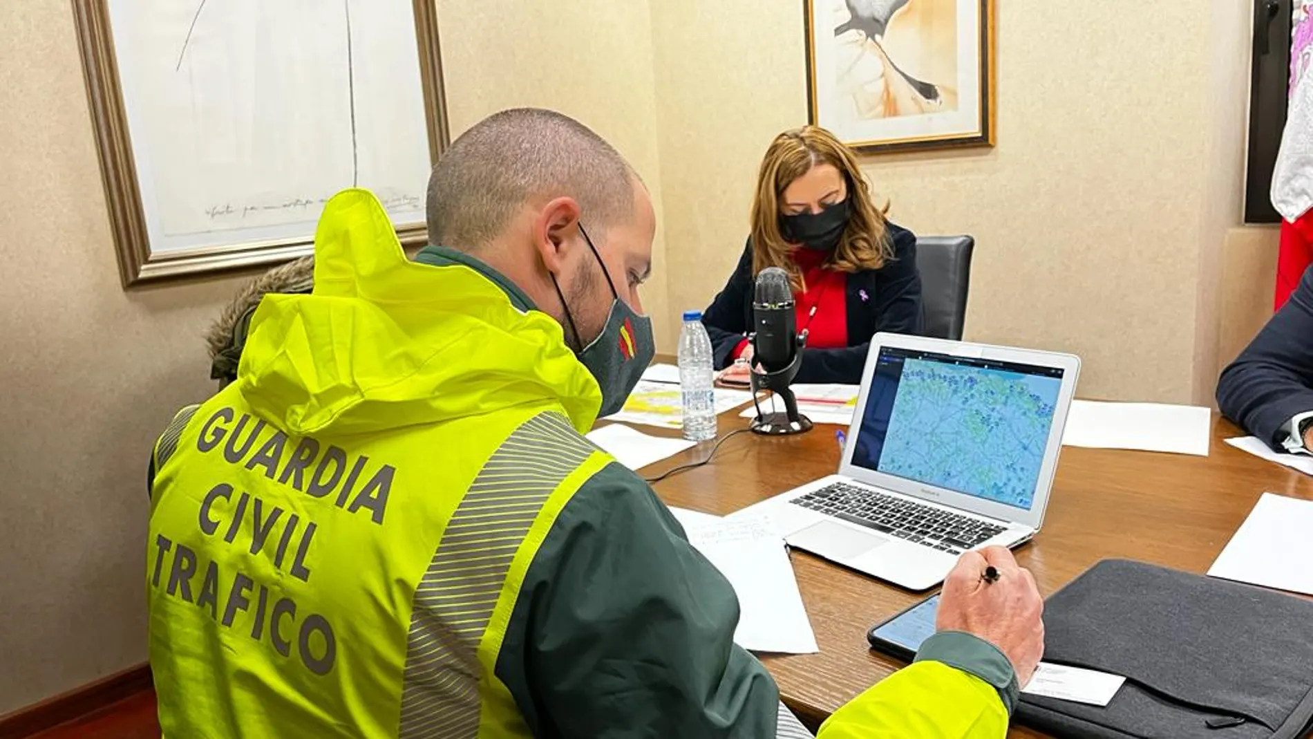 La delegada del Gobierno, Virginia Barcones, analiza la situacióni meteorológica de Castilla y León