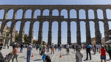 Minuto de silencio en homenaje a las víctimas de la Covid-19