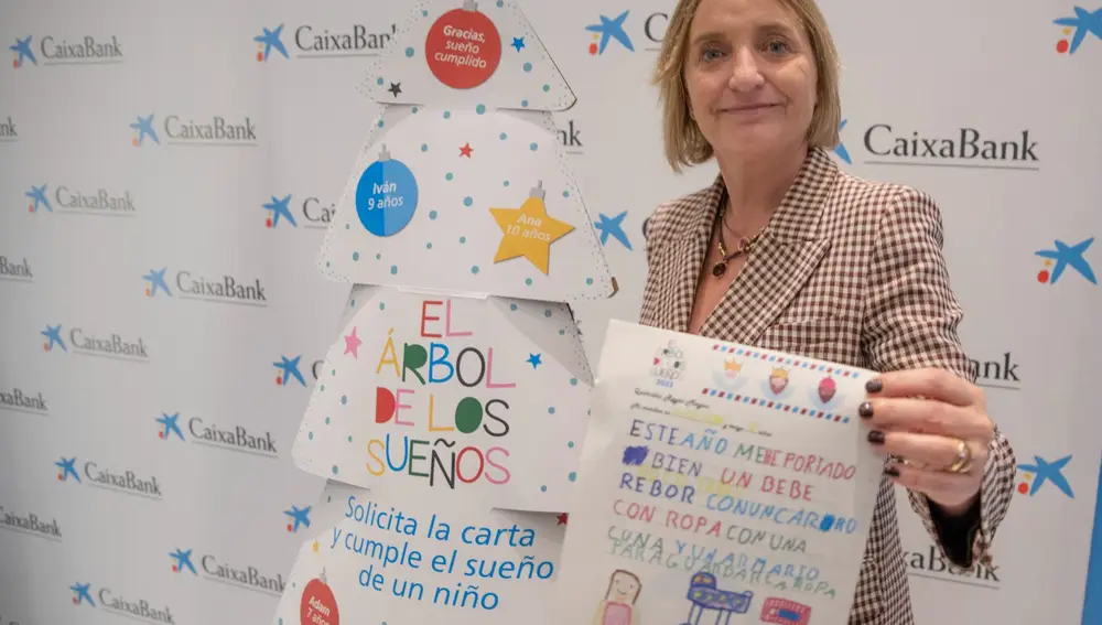 La directora territorial de CaixaBank en Andalucía Occidental y Extremadura, María Jesús Catalá, en la presentación de la acción solidaria