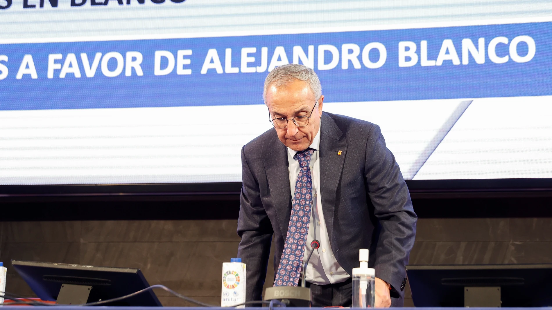 El presidente del Comité Olímpico Español (COE), Alejandro Blanco, asiste a la Asamblea General Extraordinaria del COE donde será reelegido como presidente al ser el único candidato