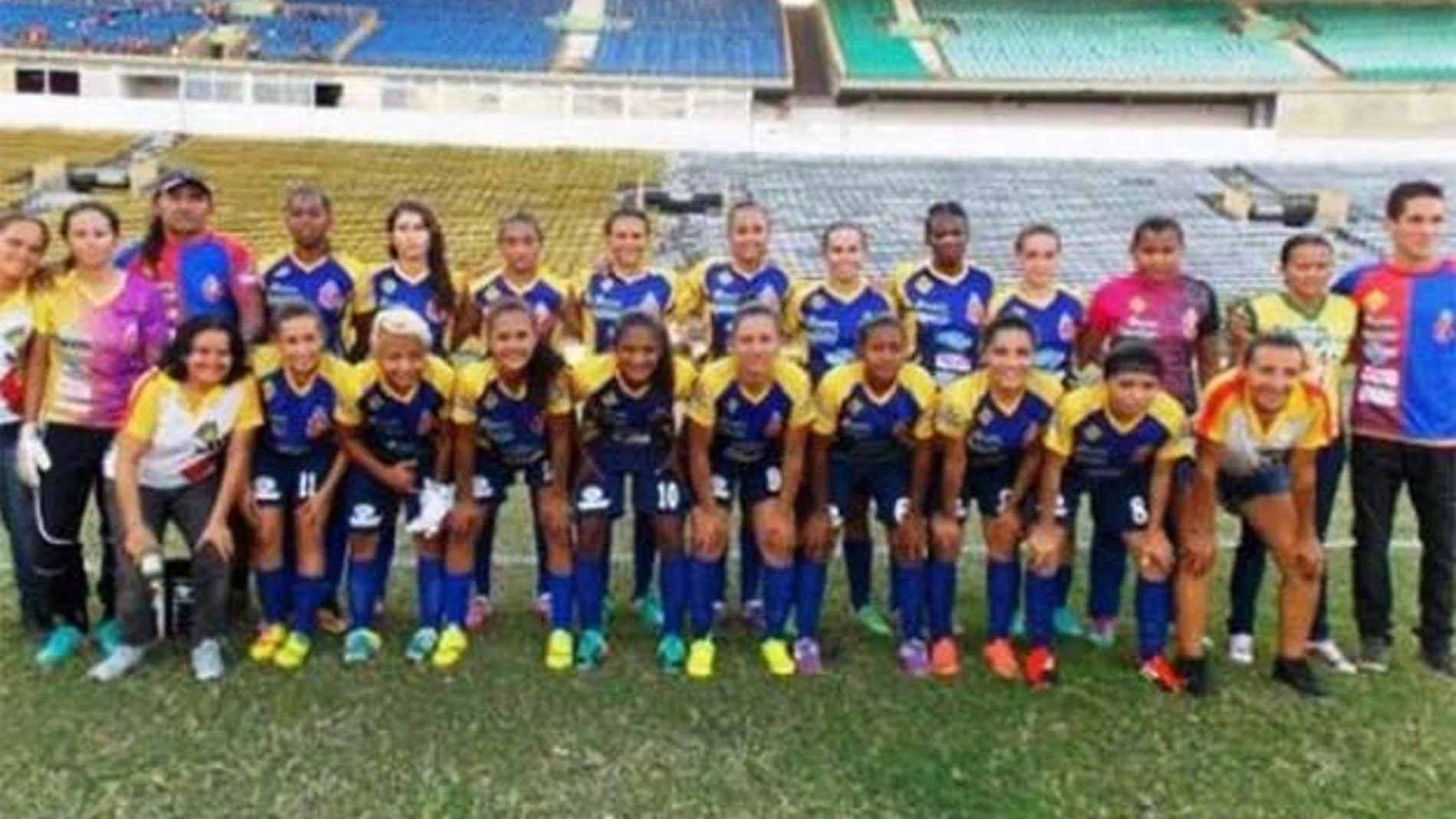 El Abelhas Rainhas, equipo de fútbol femenino de Brasil.