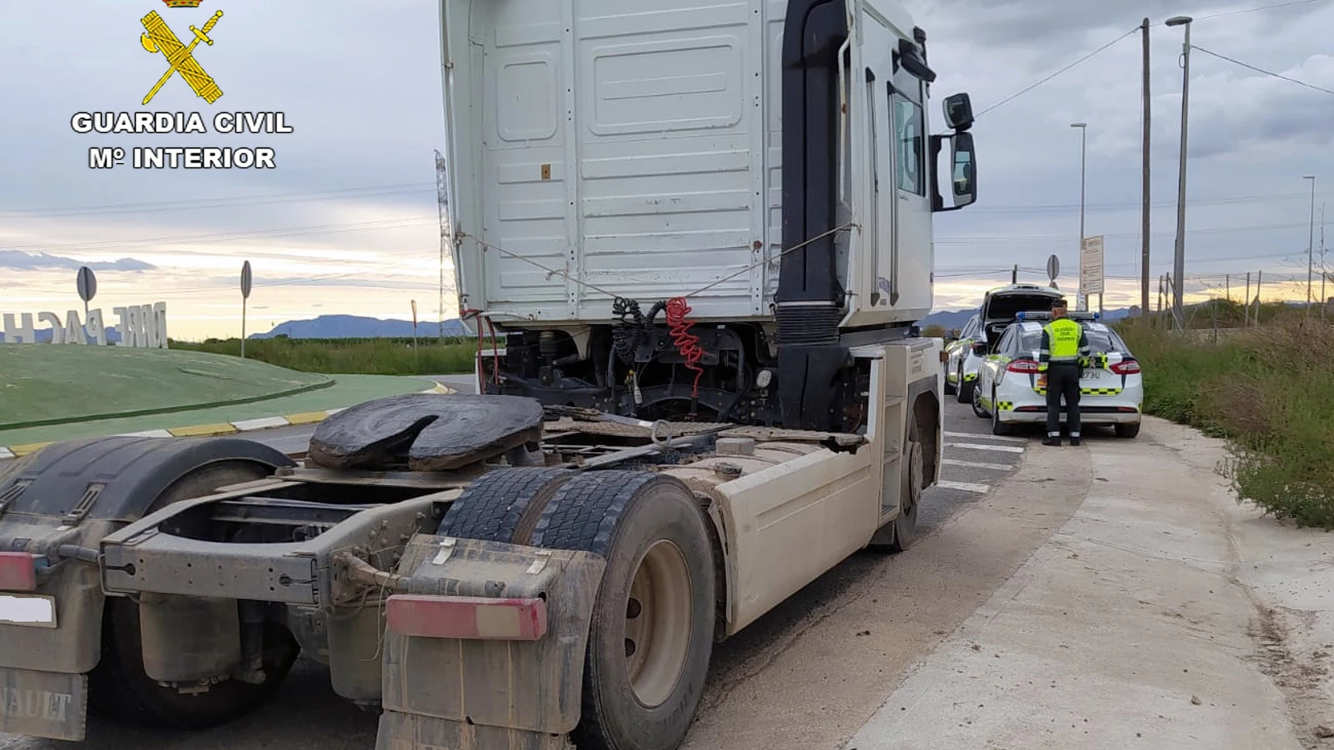 El camión que conducía el conductor investigado