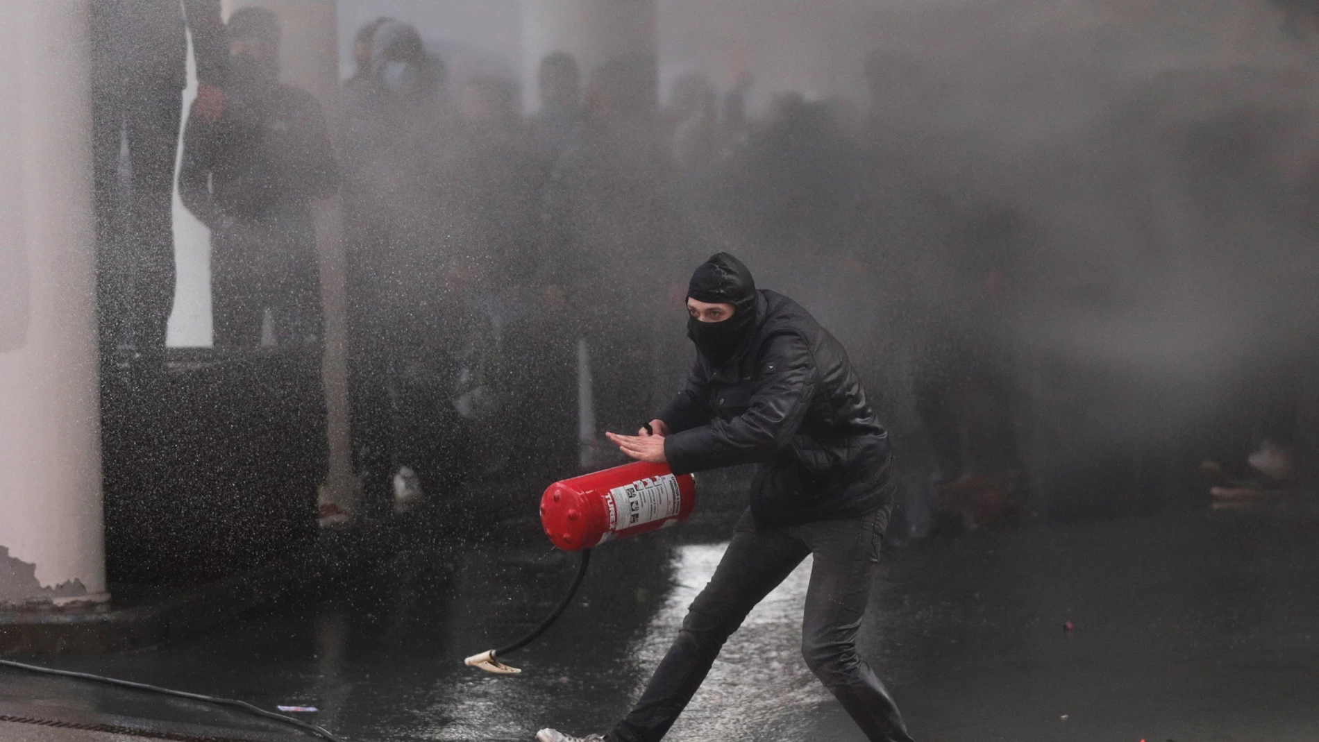 Manifestantes durante la protesta contra las medidas anticovid en Bruselas