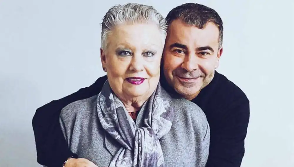 Jorge Javier y su madre, María Morales, en una imagen de archivo