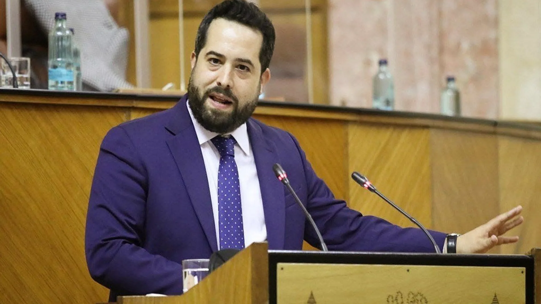 El diputado autonómico de Ciudadanos Fran Carrillo, en el Parlamento andaluz