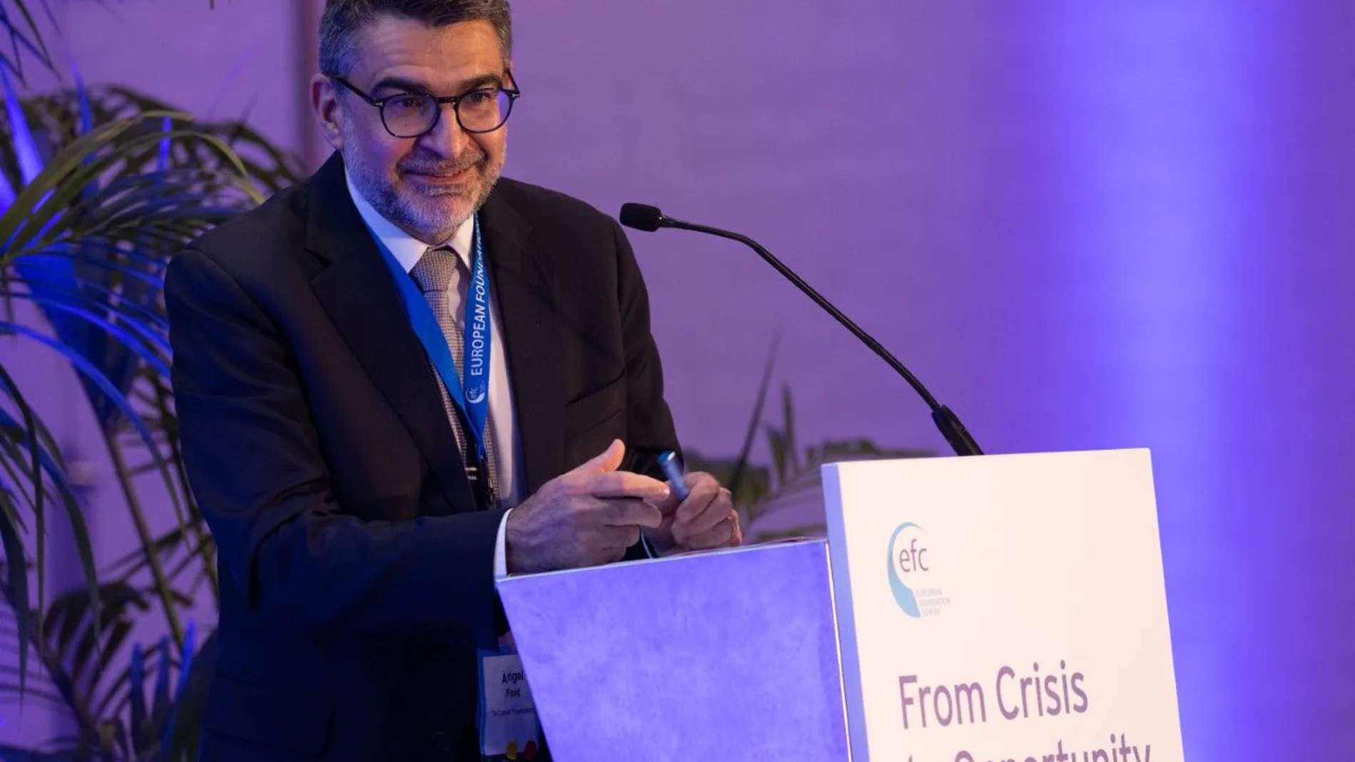 Ángel Font es director de Investigación de Fundación «la Caixa», presidente del EFC y de Philea