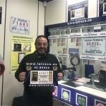 Jesús Ibáñez, responsable de la administración de lotería 13 'La trece' de Almería.LA TRECE10/12/2021