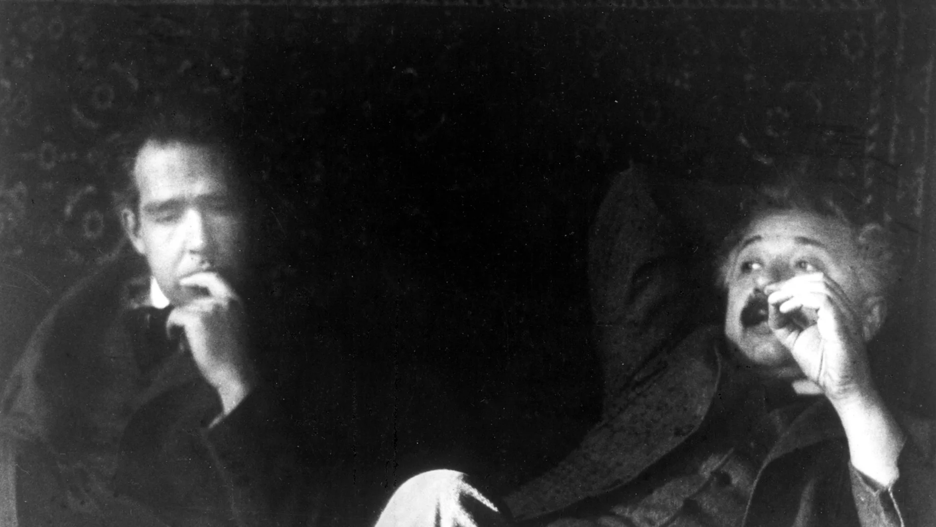 Niels Bohr (izquierda) y Albert Einstein (derecha) debatieron incansablemente sobre el significado y los límites de la teoría cuántica, y sus discusiones en las décadas de 1920 y 1930 se han convertido en legendarias. Hoy, casi cien años después, los físicos siguen haciéndose preguntas sobre la teoría, cada vez más refinadas y, a veces, más extrañas.