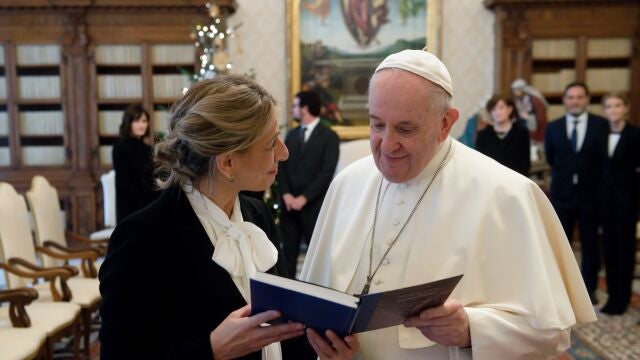 Yolanda Díaz con el Papa Francisco