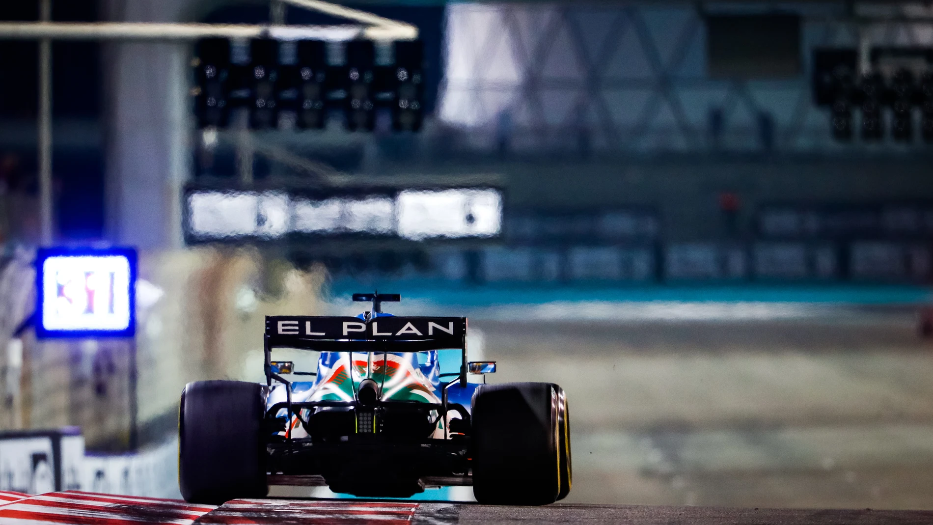 El Alpine de Fernando Alonso en el último Gran Premio de Abu Dabi