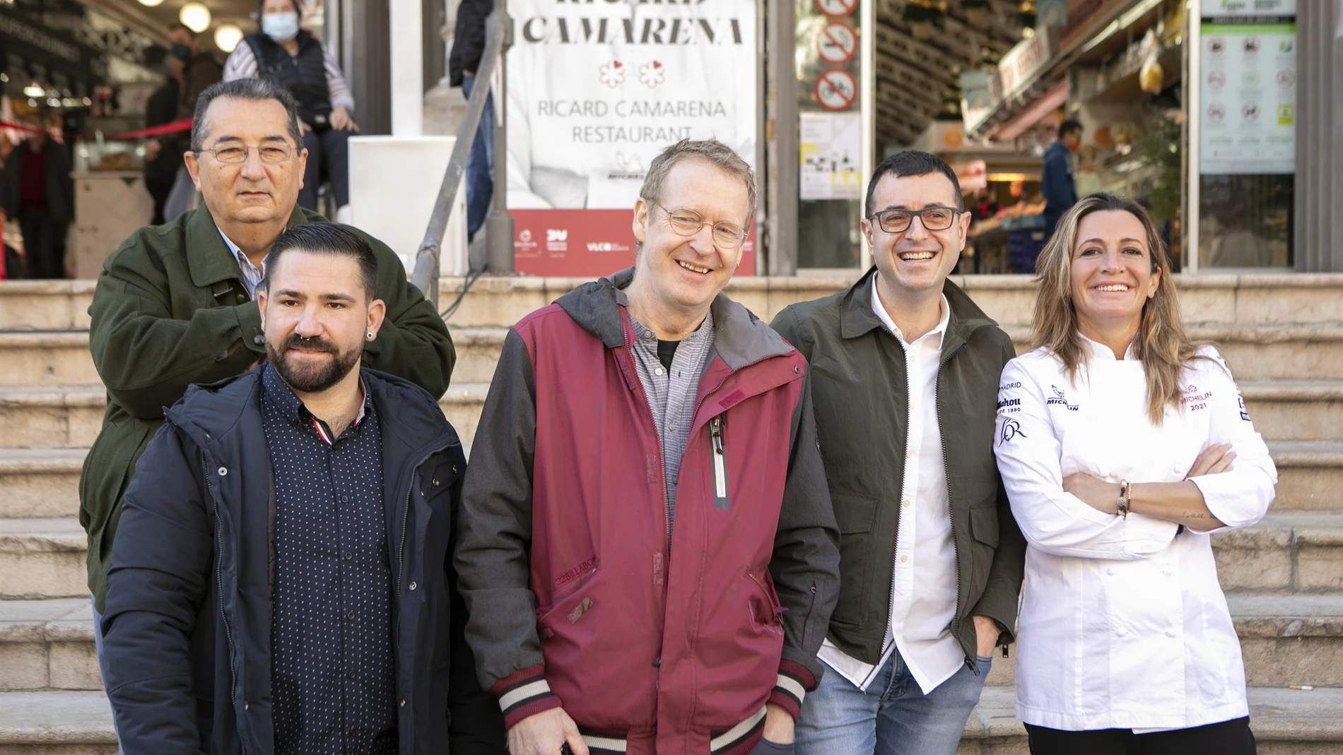 Los Michelin con "estrella" en el pasillo principal del Mercado Central