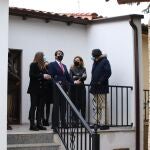 Suárez-Quiñones visita una vivienda en Nogarejas (León)