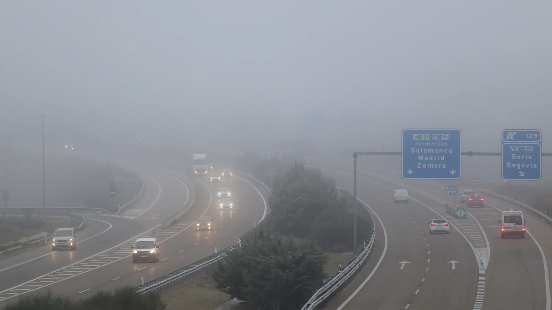 Niebla en la A-62 a su paso por Valladolid
