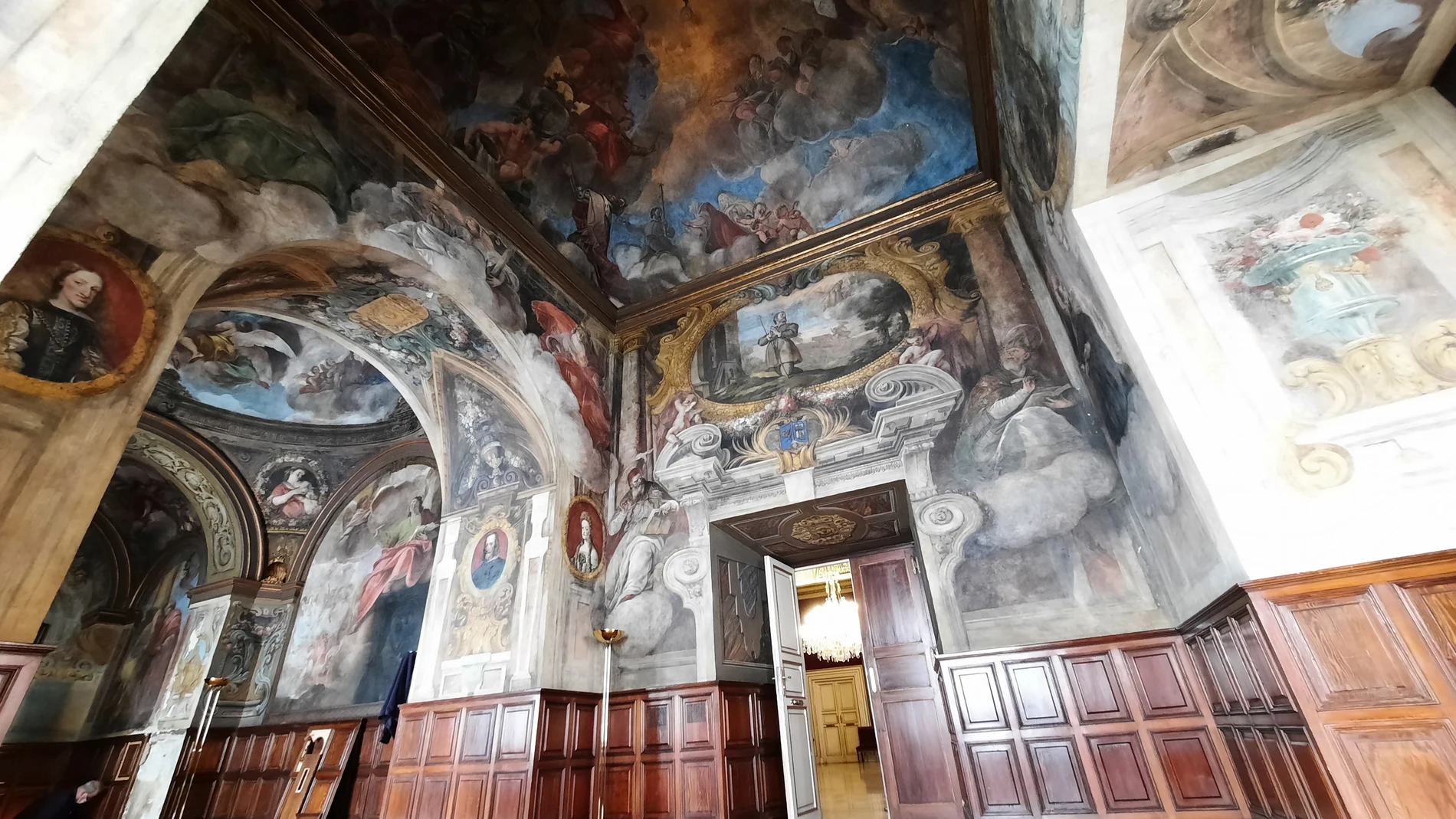 Los frescos de Antonio Palomino, de finales del siglo XVII, son una de las prioridades dentro de la rehabilitación emprendida por el Ayuntamiento