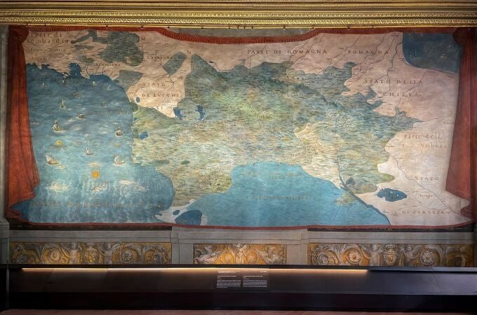 La Terraza de los Mapas de la Galería de los Uffizi de Florencia abre al público tras 20 años cerrada y dos años de restauración