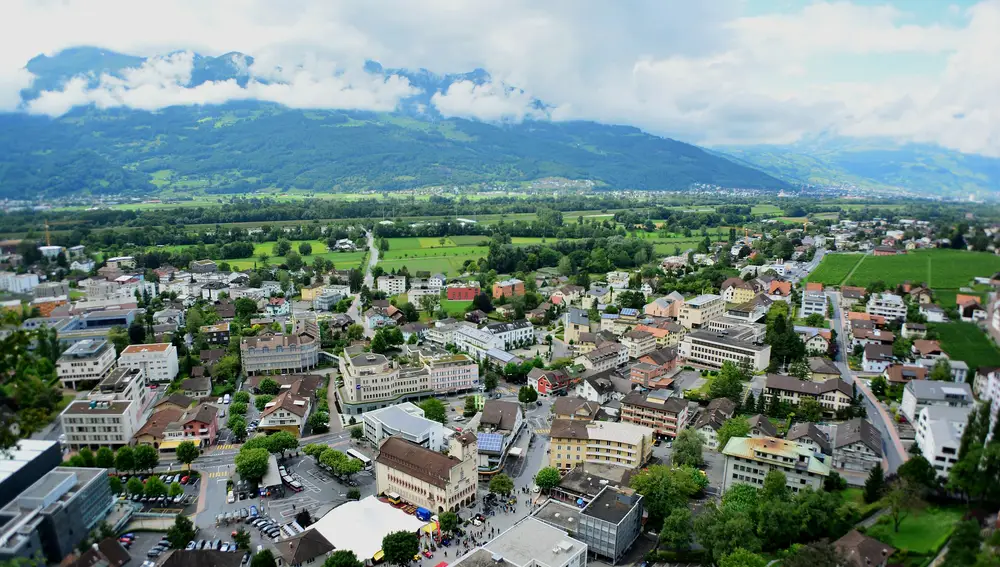 Fotografía de la ciudad de Vaduz, capital del Principado de Liechtenstein
