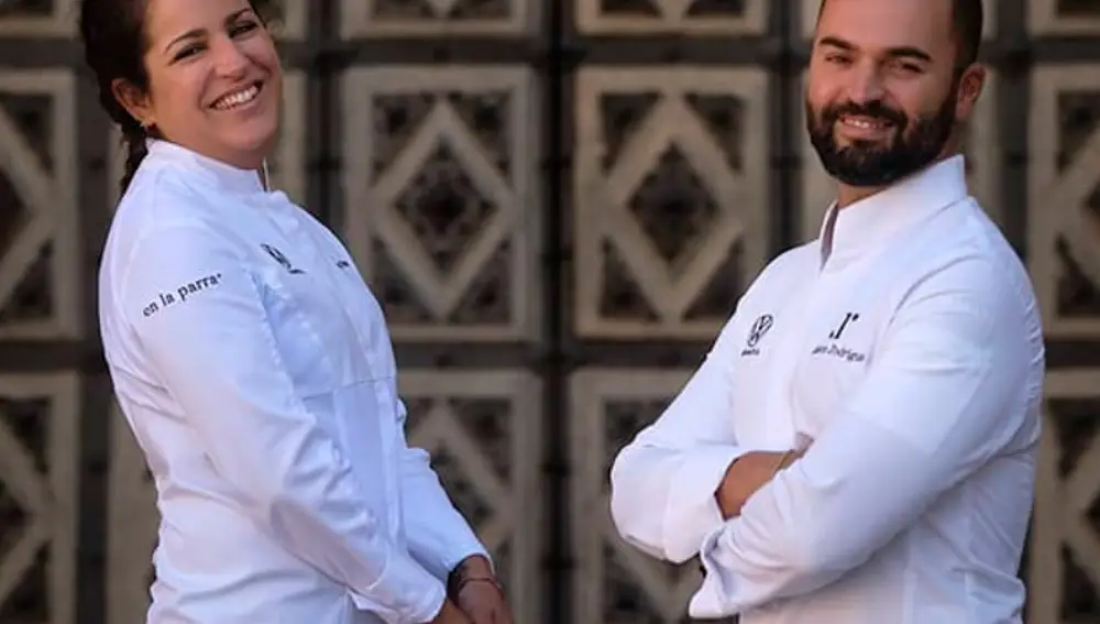 Rocío Parra y Alberto Rodríguez, chef y jefe de sala del restaurante En la barra de Salamanca