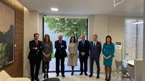De izquierda a derecha, Francisco Manuel Martínez Ibáñez, María Videras Rodríguez, José Luis Heredia Celdrán, Laura Galindo Durán, Bartolomé Viúdez Zurano, Jesús Vargas Ibáñez y Macarena Siles Fuentes