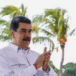 LA GUAIRA (VENEZUELA).- 14/12/2021.- Fotografía cedida por Palacio de Miraflores que muestra al presidente de Venezuela, Nicolás Maduro, en la clausura de la XIV edición de la FitVen hoy, en La Guaira (Venezuela). Maduro afirmó este jueves que se ha reunido, recientemente, "con alguien" de la Agencia Central de Inteligencia (CIA, por sus siglas en inglés) de Estados Unidos, si bien no desveló con quién ni con qué objeto. EFE/PALACIO DE MIRAFLORES/SOLO USO EDITORIAL/ SOLO DISPONIBLE PARA ILUSTRAR LA NOTICIA QUE ACOMPAÑA (CRÉDITO OBLIGATORIO)