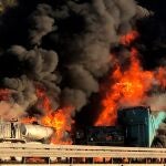 Incendio en una carretera de Baviera tras colisionar un cambión contra un convoy de vehículos militares