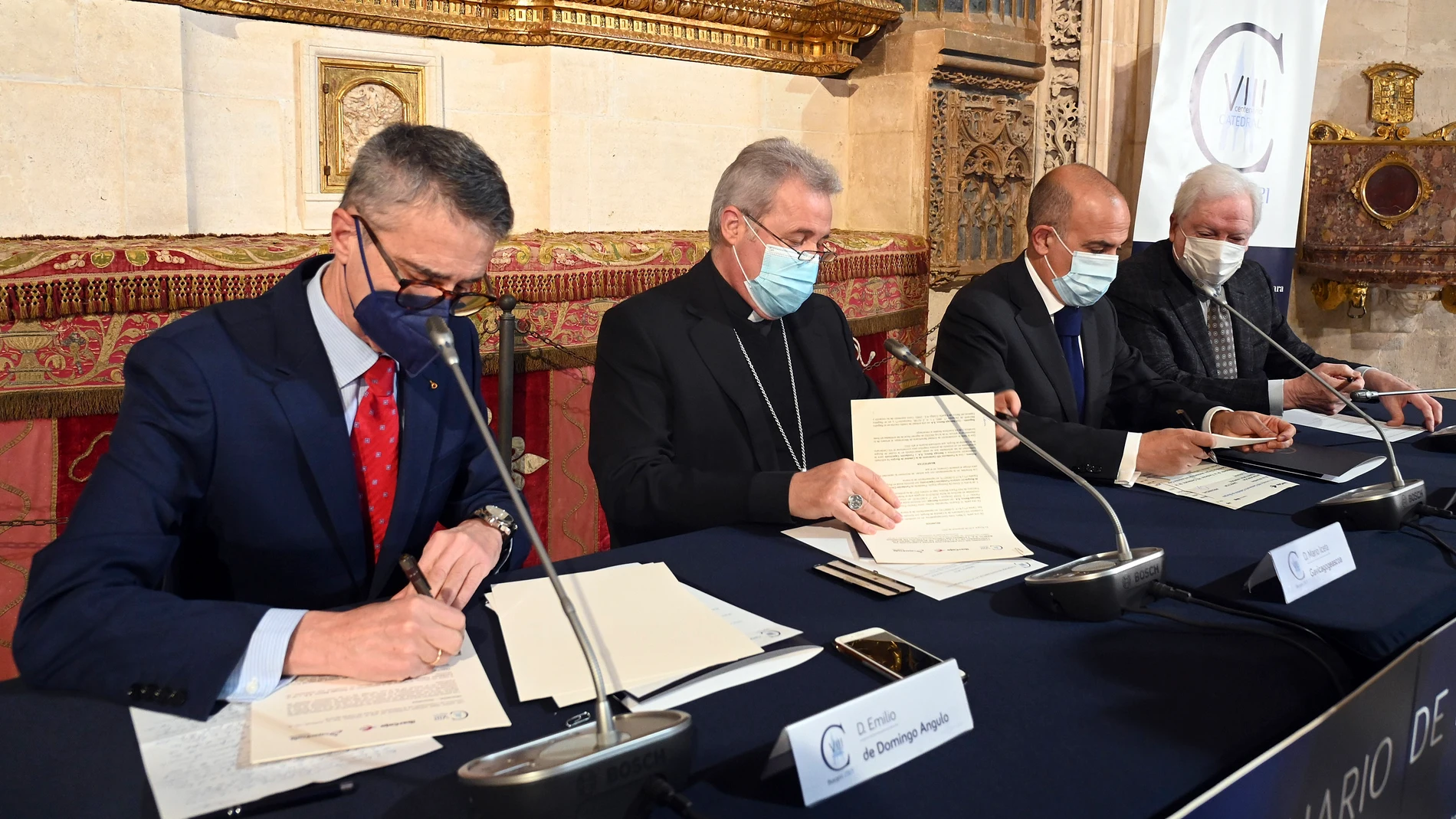 Ibercaja y Fundación Cajacírculo firman un convenio de colaboración con la Fundación VIII Centenario de la Catedral. Burgos 2021