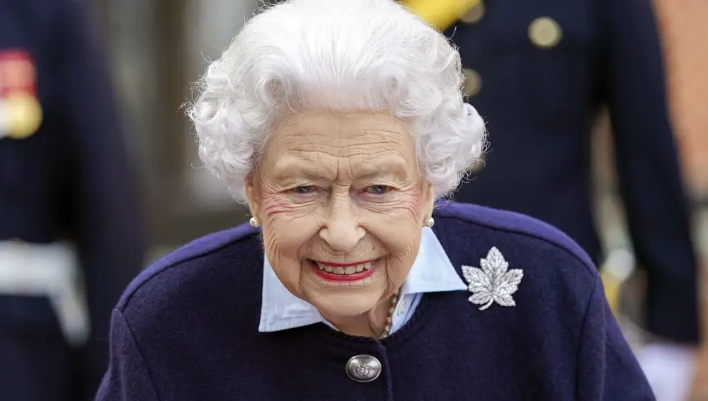 Este año se cumplen 70 años de la ascensión al trono de Isabel II, en la imagen. (Steve Parsons/Pool via AP, File)