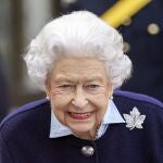 Este año se cumplen 70 años de la ascensión al trono de Isabel II, en la imagen. (Steve Parsons/Pool via AP, File)