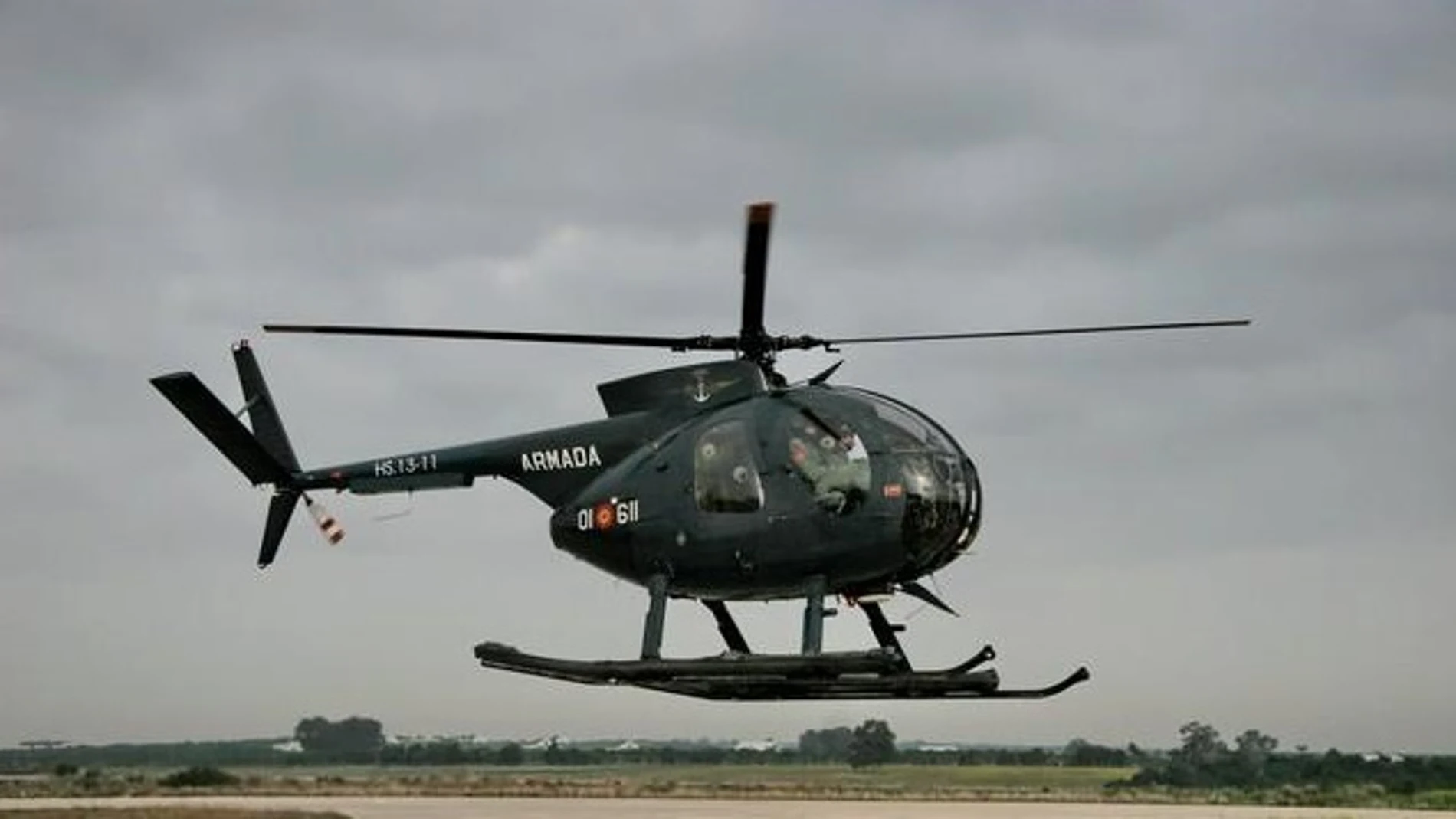 Helicóptero H-500 de la Sexta Escuadrilla de la Armada
