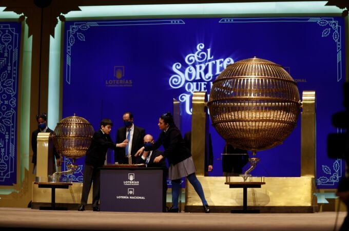 Vista del sorteo de la Lotería de Navidad celebrado en el Teatro Real de Madrid este miércoles. EFE/ Juan Carlos Hidalgo