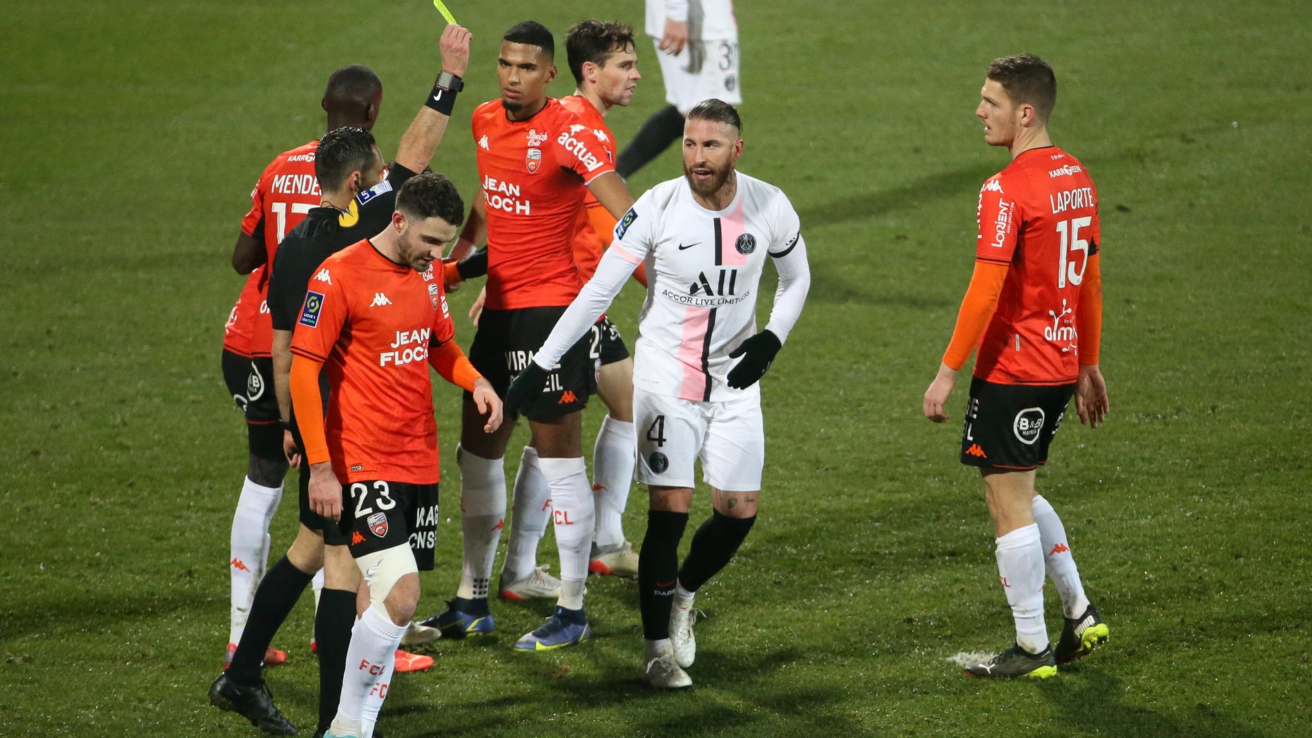 Sergio Ramos fue expulsado contra el Lorient.