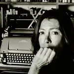 La escritora Joan Didion