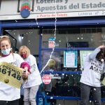 Administracion de Loteria de Madrid de la Calle Toledo donde se ha vendido el primer y cuarto premio