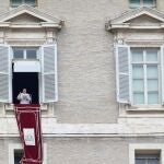 Angelus del Papa en la Plaza de San Pedro