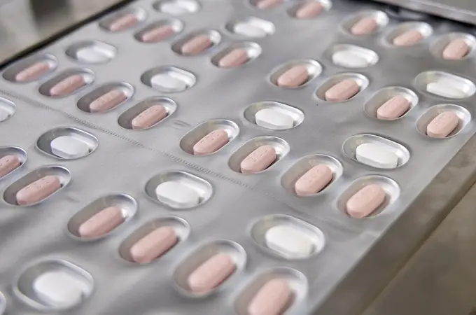 España se retrasa en la compra de los nuevos fármacos anticovid
