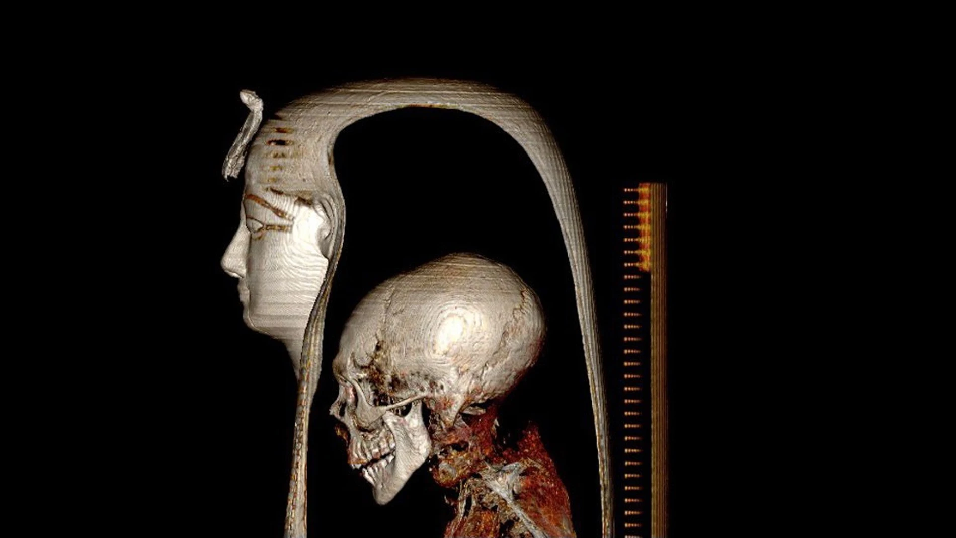 Estudio 3D de la máscara y el cuerpo de Amenhotep I