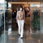 La ministra Ciencia e Innovación, Diana Morant, a su salida tras visitar la sede de Hipra hoy, en Amer, Gerona