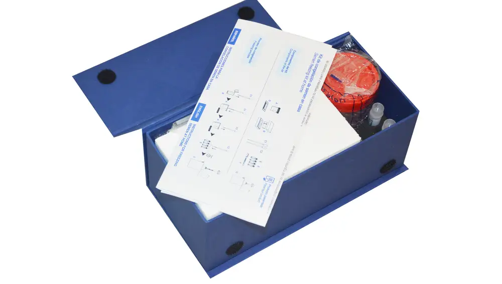El kit de congelación seminal en casa se envía directamente a la dirección del paciente. Éste recibirá, un tanque de nitrógeno en vapores y todo lo necesario para la preservación de la muestra de semen