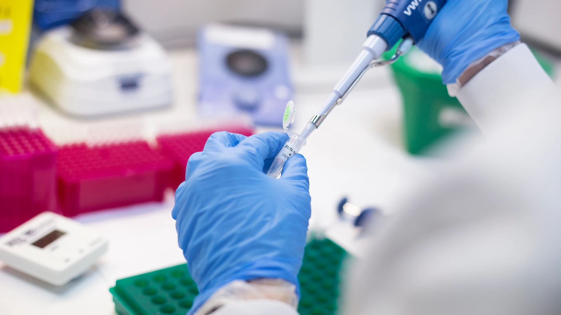 La empresa Synlab, proveedor de servicios de diagnóstico médico líder en Europa, ha anunciado hoy la adquisición de Sistemas Genómicos del Grupo Ascires