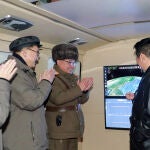 Kim Jong Un asiste al lanzamiento del misil hipersónico, el tercero de este tipo