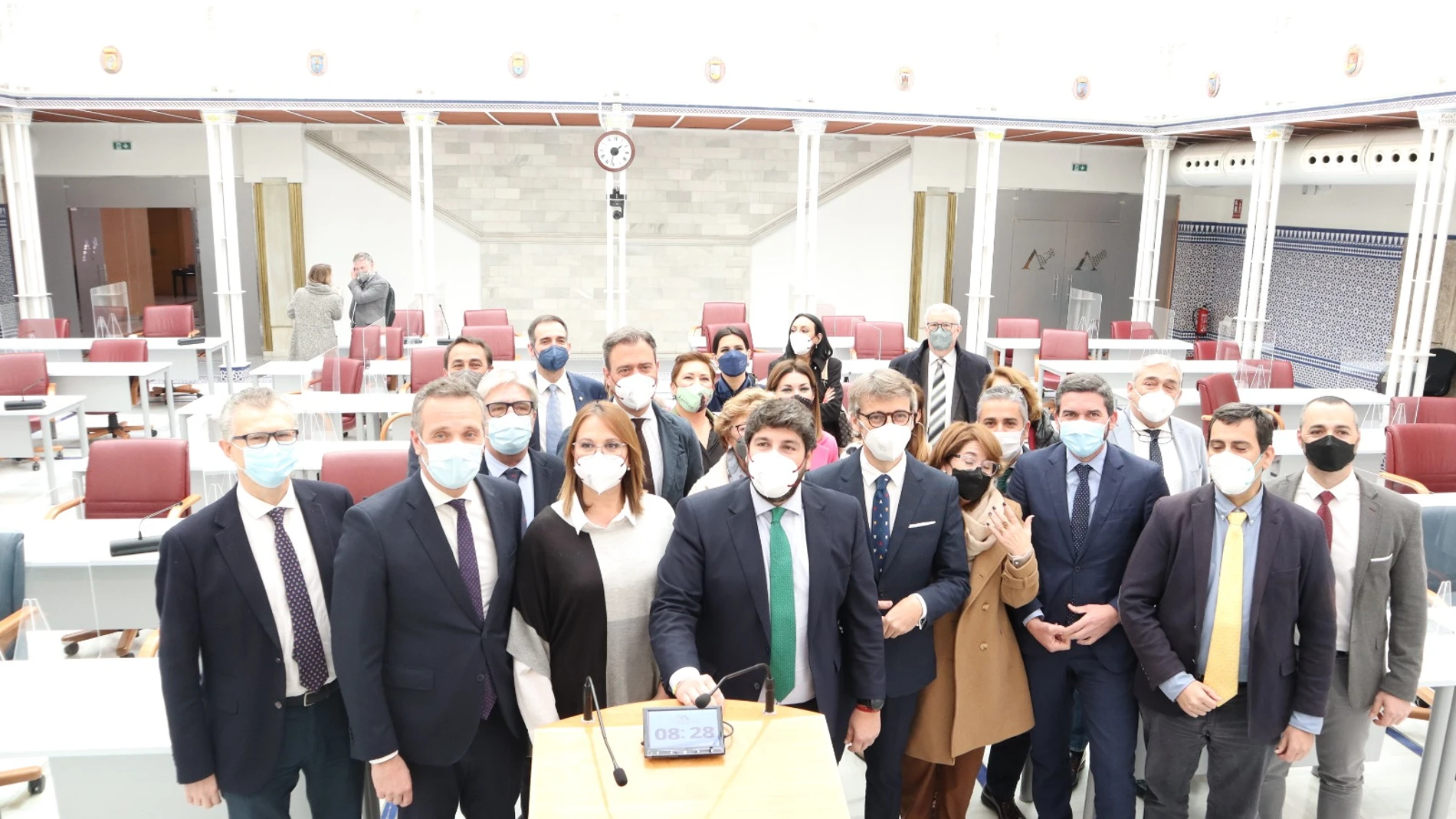 Foto tras la aprobación de los Presupuestos